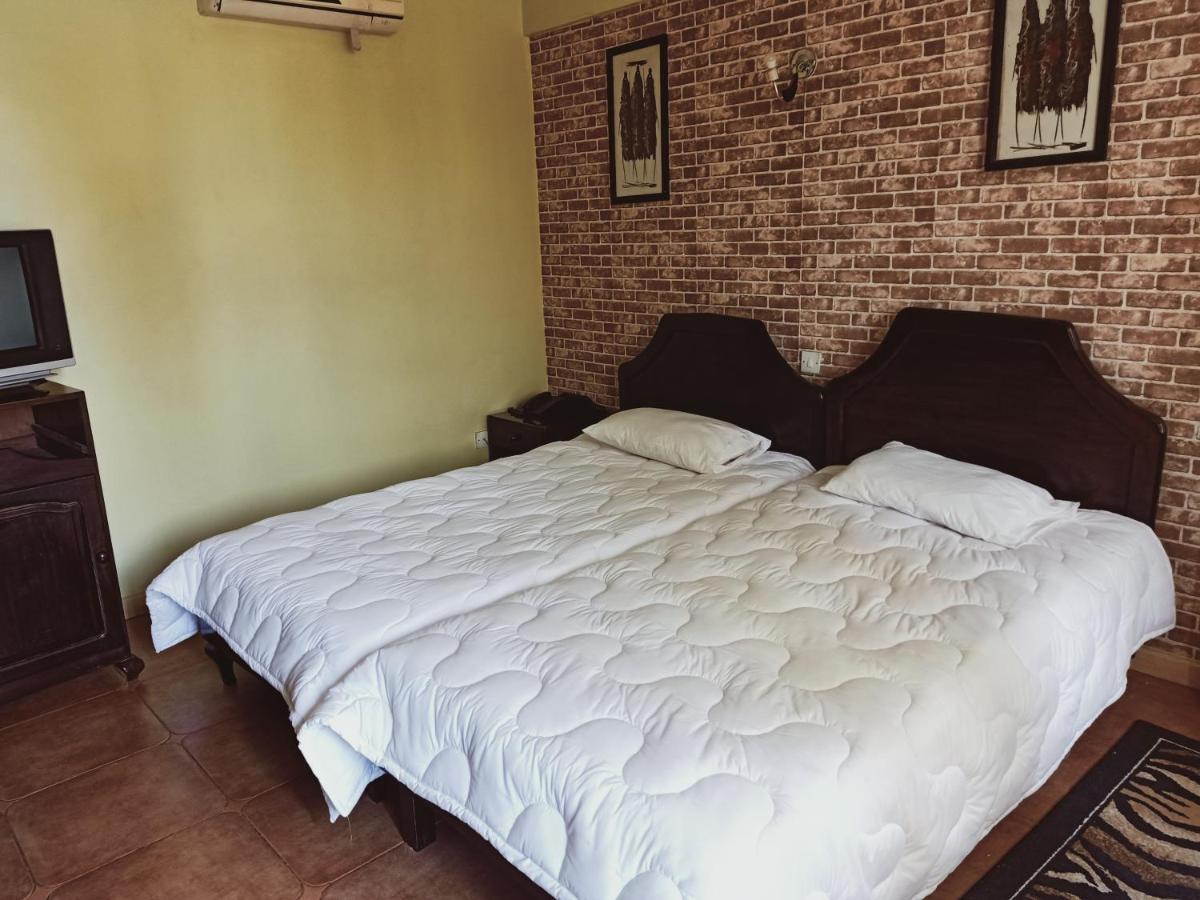 Osy Grand Hotel Moshi Kilimanjaro Tanzania Extérieur photo