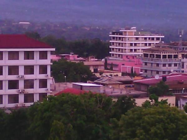 Osy Grand Hotel Moshi Kilimanjaro Tanzania Extérieur photo