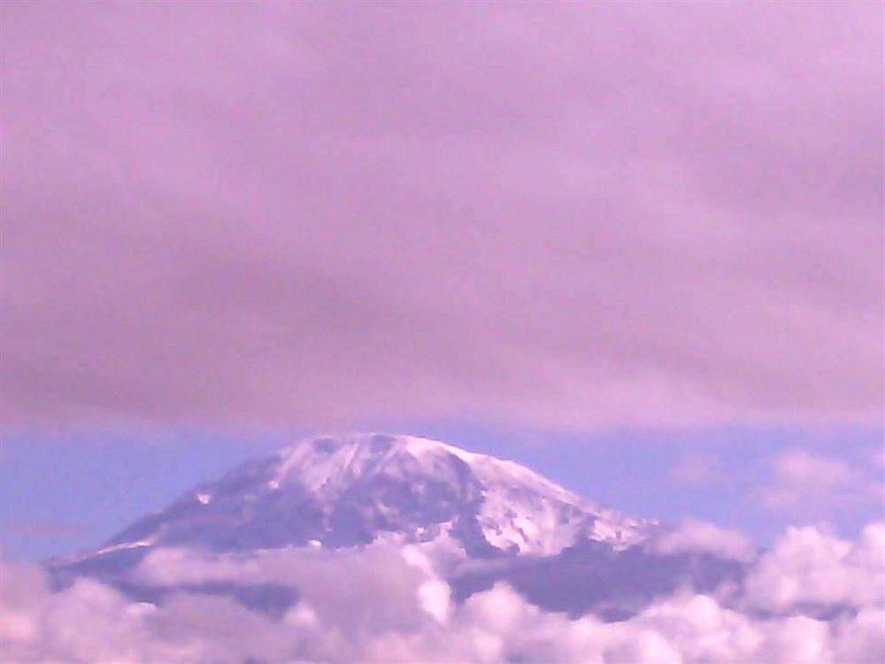 Osy Grand Hotel Moshi Kilimanjaro Tanzania Extérieur photo
